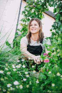 Jennifer Dyer is a Denver, Colorado garden blogger.